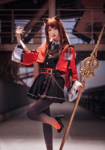 《老师请抱我》