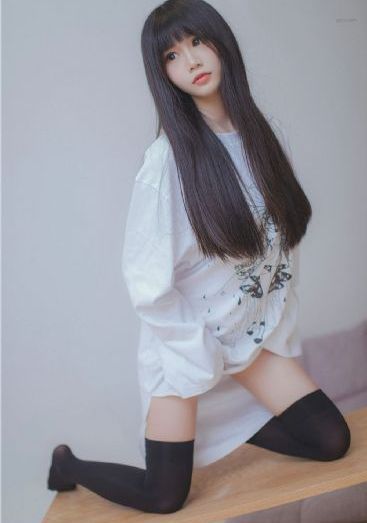 二战电影《猛烈开火》