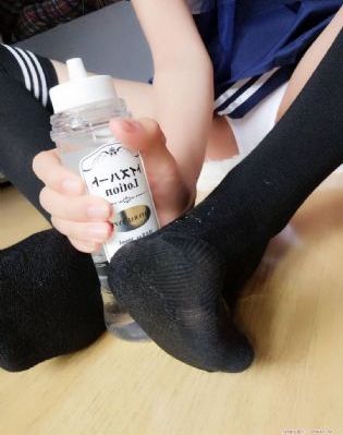 书房双乳晃动干柴烈火视频